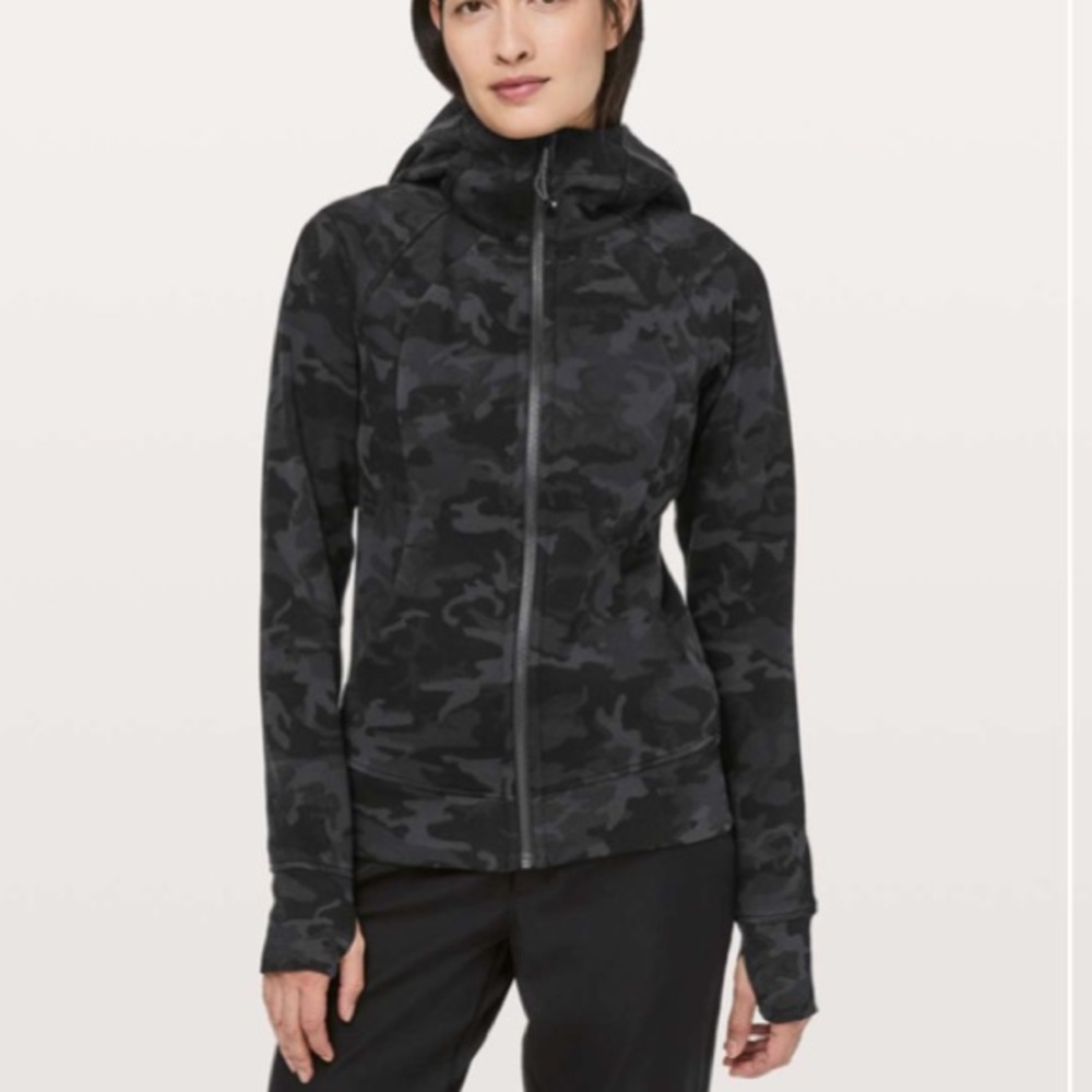 VEUC Lululemon Scuba Hoodie Camo Size 8